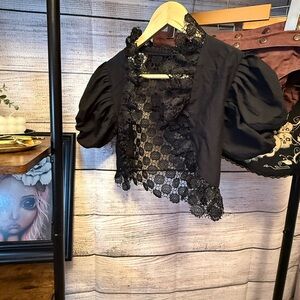 Ladies Gothic Victorian Puff Sleeve Shrug